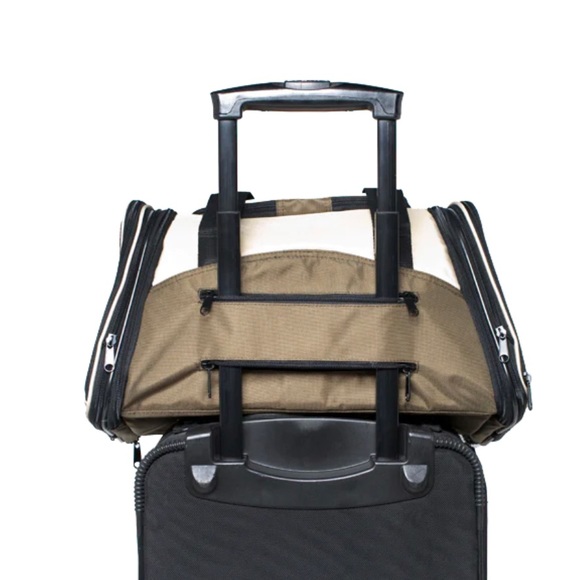 The One Bag Pet Carrier, Olive, Large - Picture 3 of 4